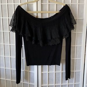 Black off shoulder long sleeve shirt
